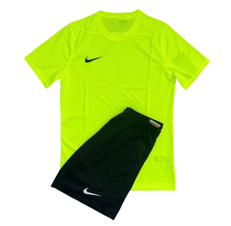 Nike dri-fit t-shirt/shorts set